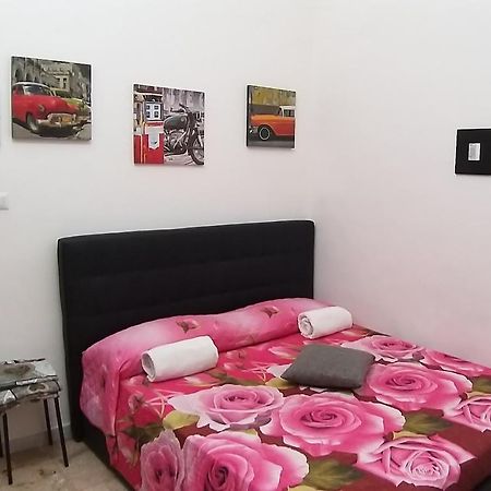 Exclusive House Center Apartment Catania Bagian luar foto