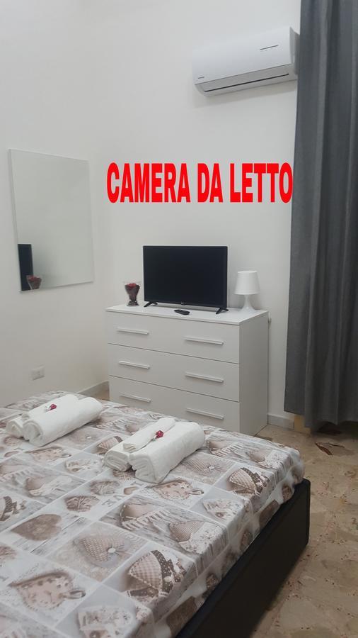 Exclusive House Center Apartment Catania Bagian luar foto