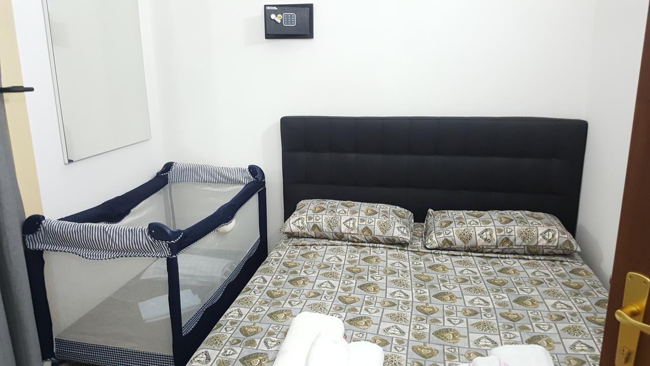 Exclusive House Center Apartment Catania Bagian luar foto