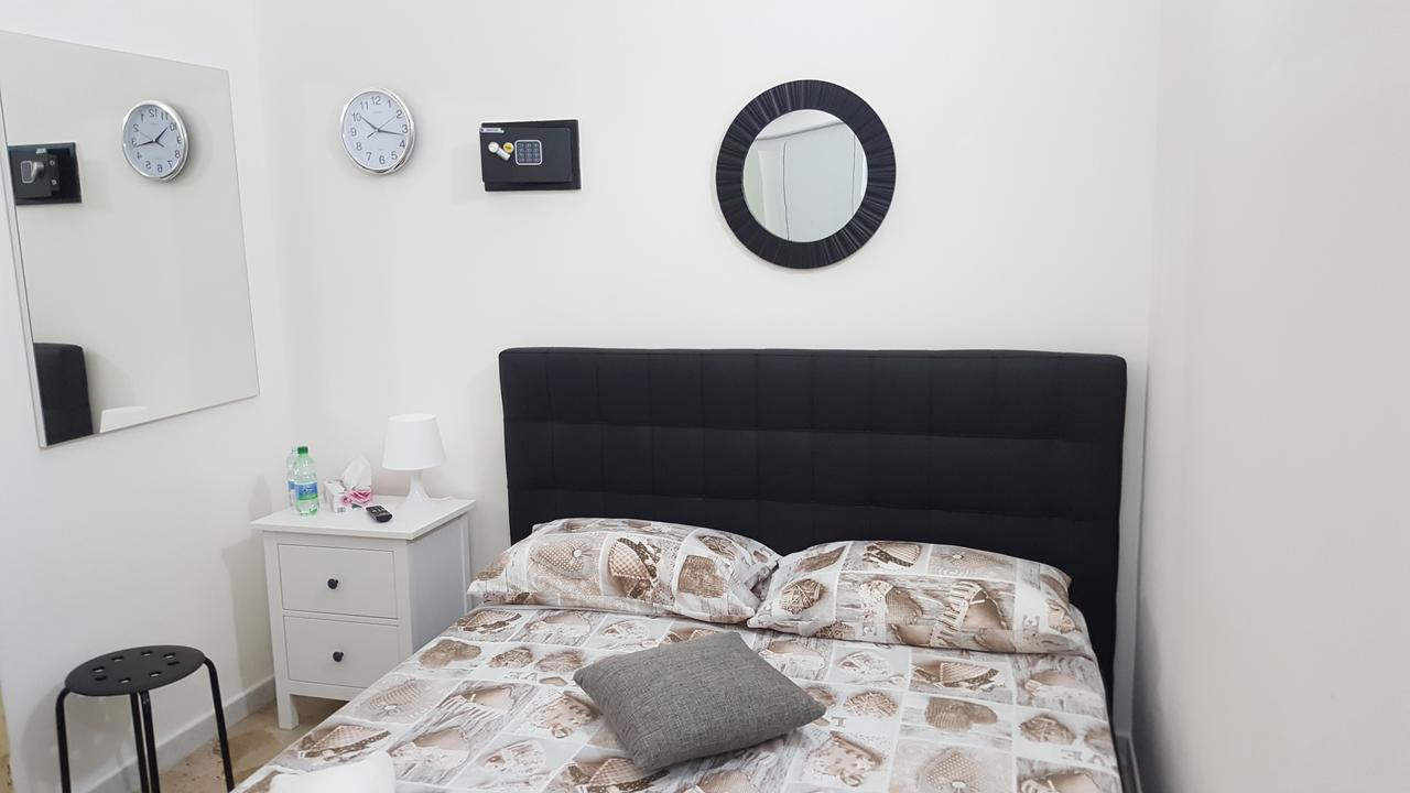 Exclusive House Center Apartment Catania Bagian luar foto