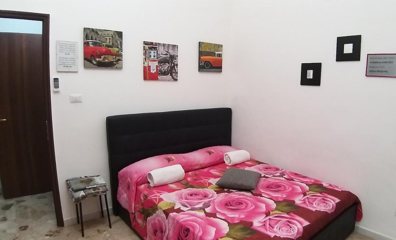 Exclusive House Center Apartment Catania Bagian luar foto