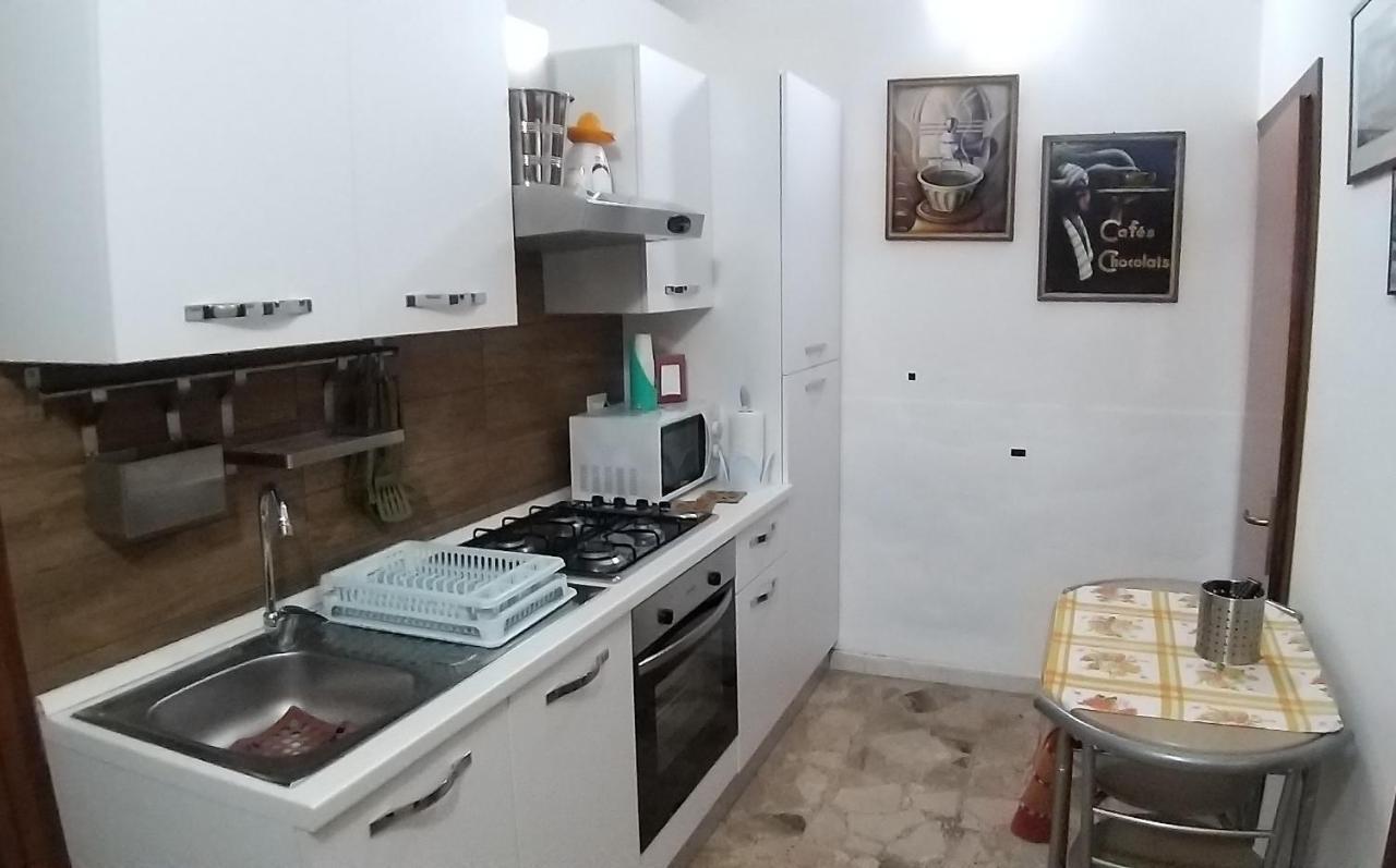 Exclusive House Center Apartment Catania Bagian luar foto